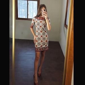 Max Studio- XS Floral Medallion Dress